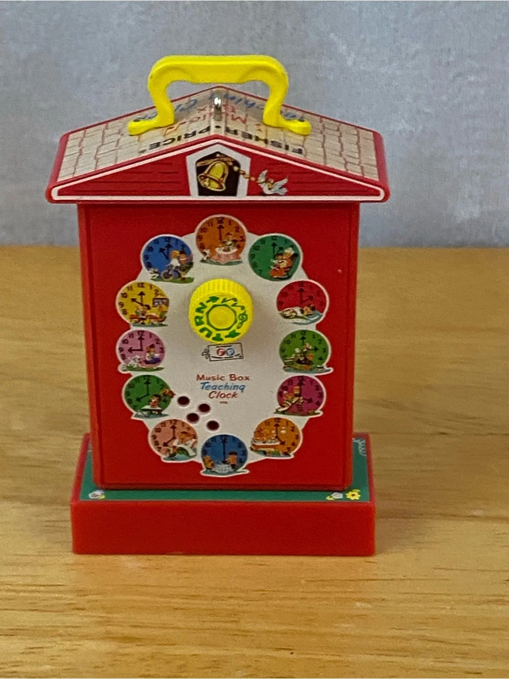 2011 Hallmark Fisher Price Teaching Clock Ornament
